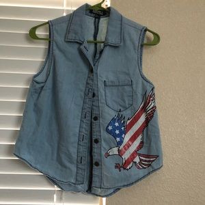 🐧🐧Sleeveless button-up🐧🐧